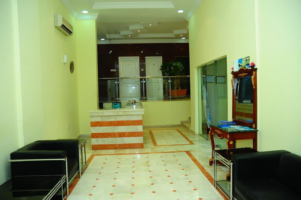Al Faisal Hotel Suites Sur Exterior foto